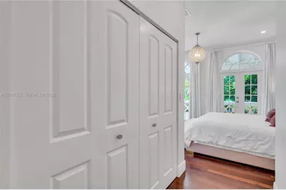 30 NE 44th St, Miami, FL 33137 - Photo 58