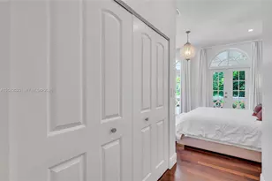 30 NE 44th St, Miami, FL 33137 - Photo 58