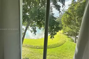 2704 SE 15th Pl, Homestead, FL 33035 - Photo 10