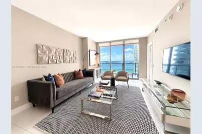 1300 Brickell Bay Dr #2307, Miami, FL 33131 - Photo 1