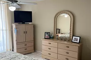 1351 NE Miami Gardens Dr, Miami, FL 33179 - Photo 16