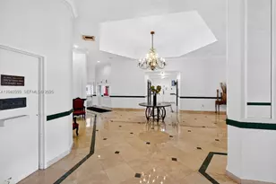 1351 NE Miami Gardens Dr, Miami, FL 33179 - Photo 28