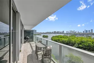 16385 Biscayne Blvd, North Miami Beach, FL 33160 - Photo 18
