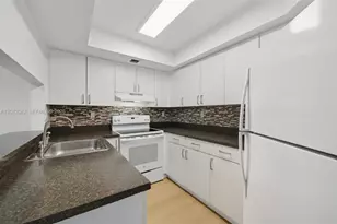 8365 SW 152nd Ave, Miami, FL 33193 - Photo 2