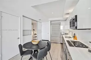121 NE 34th St, Miami, FL 33137 - Photo 46