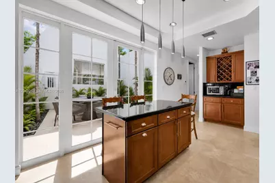7614 SW 54th Ave, Miami, FL 33143 - Photo 10
