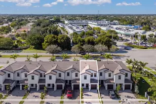 250 SW 159th Ln, Pembroke Pines, FL 33027 - Photo 16