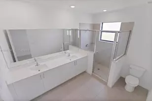 250 SW 159th Ln, Pembroke Pines, FL 33027 - Photo 8
