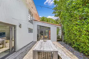 920 Aguero Ave, Coral Gables, FL 33146 - Photo 8