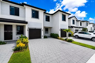 19107 SW 344th Ter, Homestead, FL 33034 - Photo 2