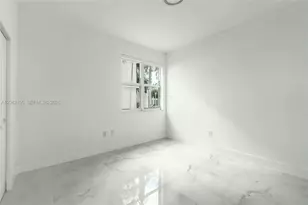 7914 Harbor Island Dr, North Bay Village, FL 33141 - Photo 12