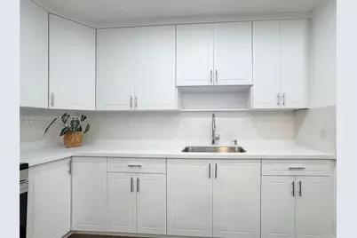 1319 NW 40th St, Miami, FL 33142 - Photo 8