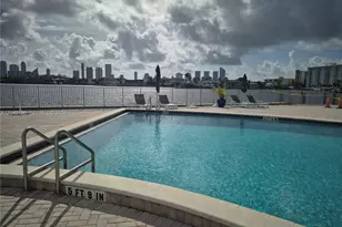 16565 NE 26th Ave, North Miami Beach, FL 33160 - Photo 2
