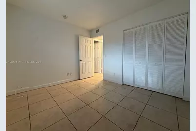 400 NW 65 #202, Margate, FL 33063 - Photo 4