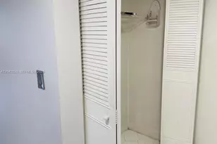 1200 NE Miami Gardens Dr, Miami, FL 33179 - Photo 12