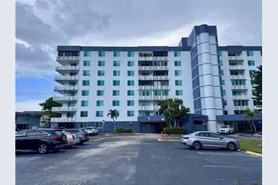 919 Hillcrest Dr #102, Hollywood, FL 33021 - Photo 1
