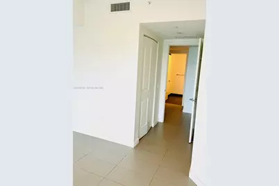 1600 NE 1 #1915, Miami, FL 33132 - Photo 22