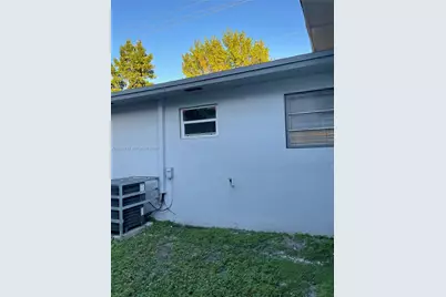 2901 NW 50th St, Miami, FL 33142 - Photo 14