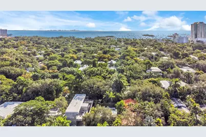 2490 Abaco Ave, Miami, FL 33133 - Photo 28