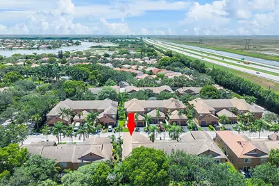 1552 Barcelona Way #6-19, Weston, FL 33327 - Photo 34