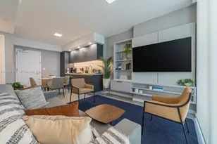 227 NE 2nd St, Miami, FL 33132 - Photo 4