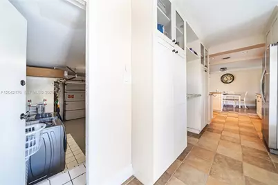 10690 NE 11th Ct, Miami Shores, FL 33138 - Photo 18