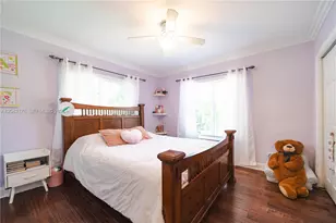 10690 NE 11th Ct, Miami Shores, FL 33138 - Photo 32