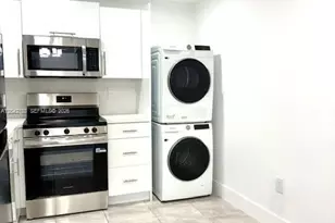 210 174th St, Sunny Isles Beach, FL 33160 - Photo 2