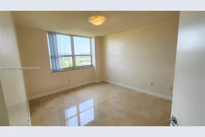 19501 W Country Club Dr #704, Aventura, FL 33180 - Photo 16