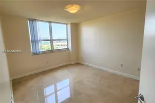 19501 W Country Club Dr, Aventura, FL 33180 - Photo 16