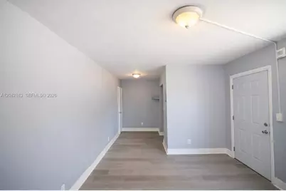 6080 W Flagler St #6, Miami, FL 33144 - Photo 4