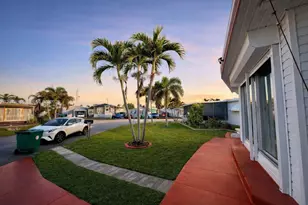 2260 SW 85th Way, Davie, FL 33324 - Photo 4