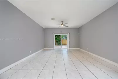 2750 NW 170th St, Miami Gardens, FL 33056 - Photo 26