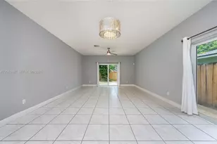 2750 NW 170th St, Miami Gardens, FL 33056 - Photo 24