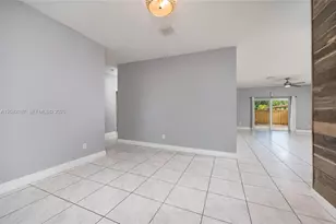 2750 NW 170th St, Miami Gardens, FL 33056 - Photo 10