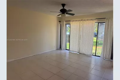 2795 NE 164th St #6, North Miami Beach, FL 33160 - Photo 8