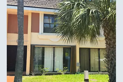 2795 NE 164th St #6, North Miami Beach, FL 33160 - Photo 2