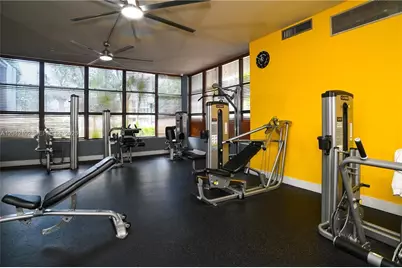 800 Parkview Dr #1018, Hallandale Beach, FL 33009 - Photo 30