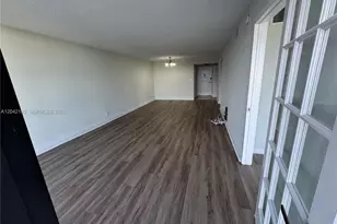 800 Parkview Dr, Hallandale Beach, FL 33009 - Photo 10