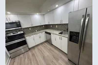 800 Parkview Dr #1018, Hallandale Beach, FL 33009 - Photo 20