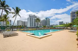 800 Parkview Dr, Hallandale Beach, FL 33009 - Photo 22