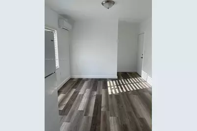 430 SW 6th Ave #8, Miami, FL 33130 - Photo 4