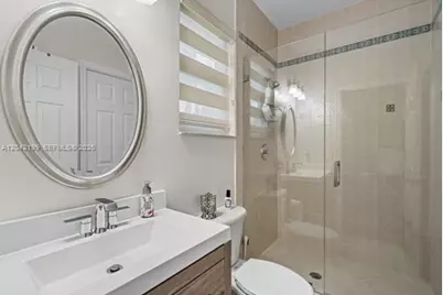 15763 NW 80th Ave, Miami Lakes, FL 33016 - Photo 44