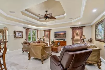 15763 NW 80th Ave, Miami Lakes, FL 33016 - Photo 18