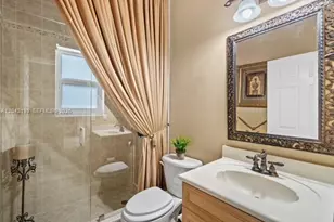 15763 NW 80th Ave, Miami Lakes, FL 33016 - Photo 10