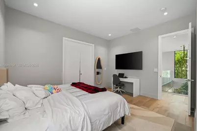 6814 NW 104th Ct, Doral, FL 33178 - Photo 26