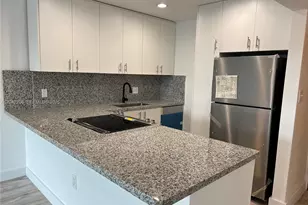 860 NE 78th St, Miami, FL 33138 - Photo 4