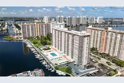 250 174th St #1211, Sunny Isles Beach, FL 33160 - Photo 4