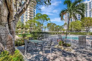11111 Biscayne Blvd, Miami, FL 33181 - Photo 2