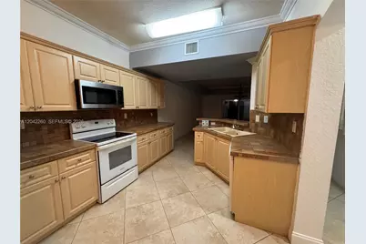 8810 W Flagler St #11, Miami, FL 33174 - Photo 24